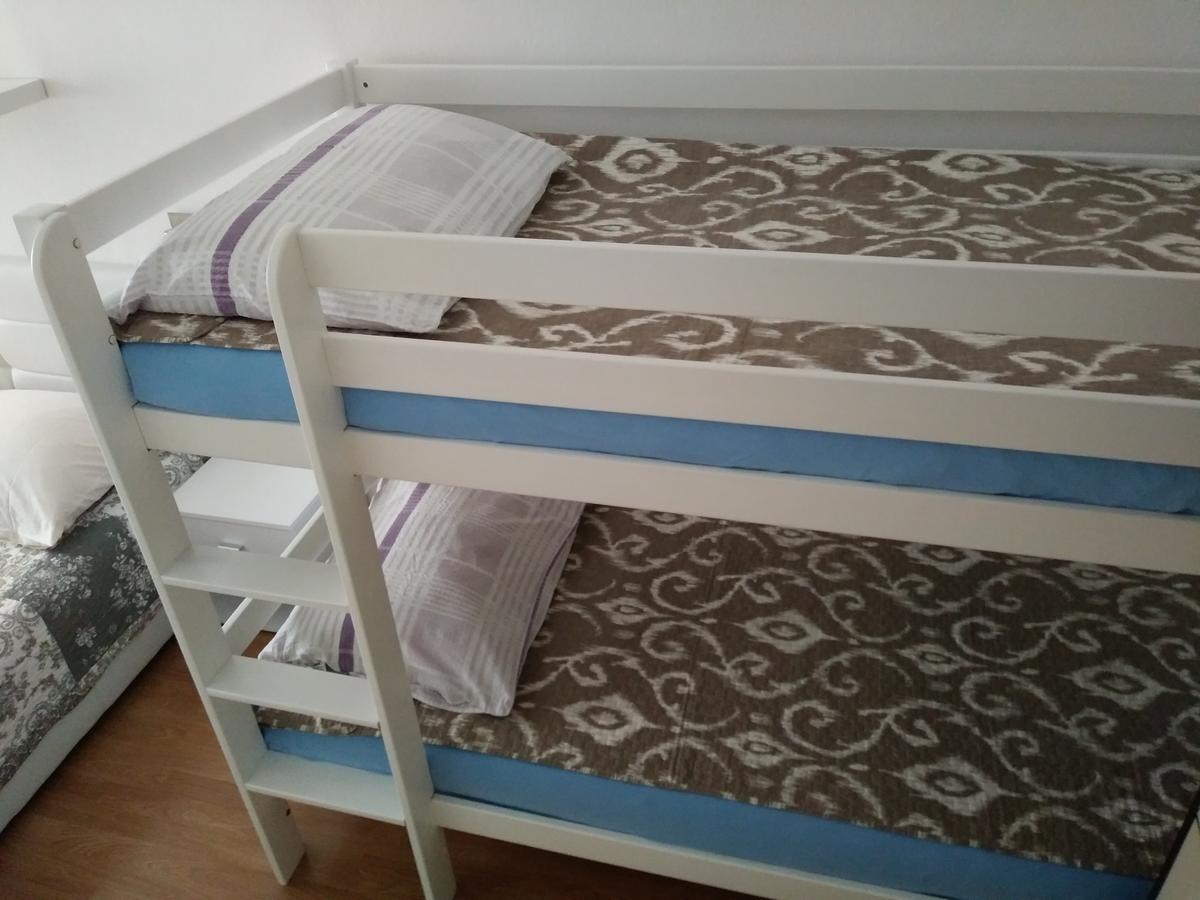 Apartment Doris Primošten Екстериор снимка